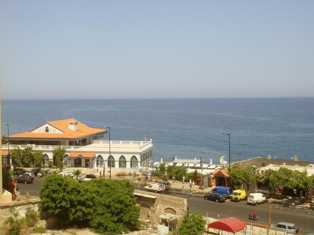 Regis Hotel Beirut Exterior foto